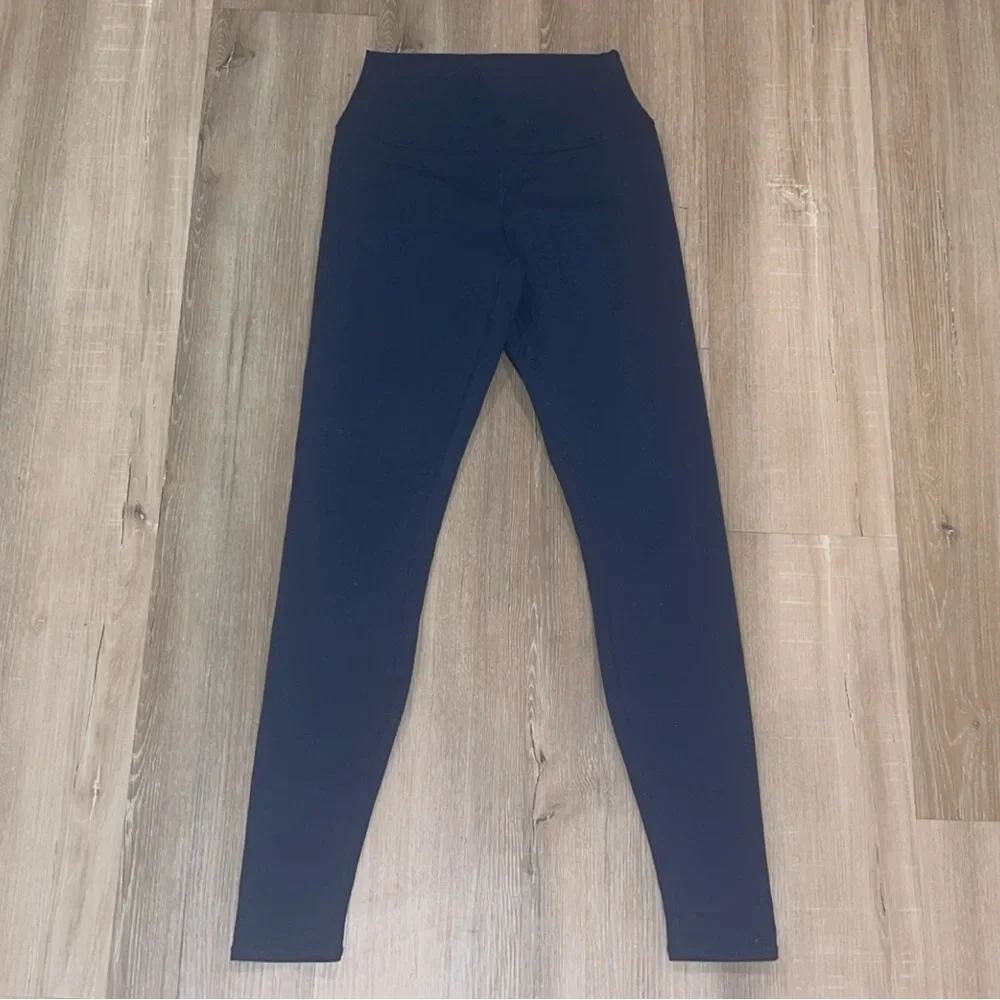 ALO YOGA Airbrush Winter Warm High-Waist Nocturne Legging